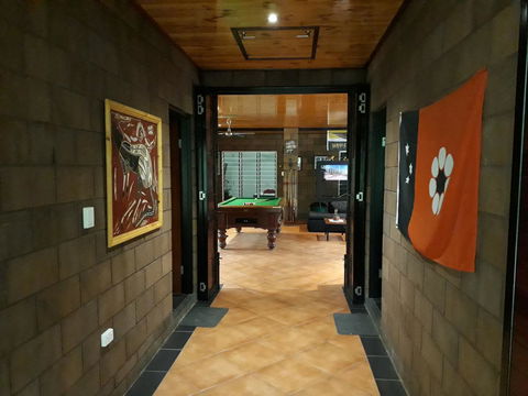 DARWIN'S SHADY ACRES RETREAT - Whitsundays Accommodation 15