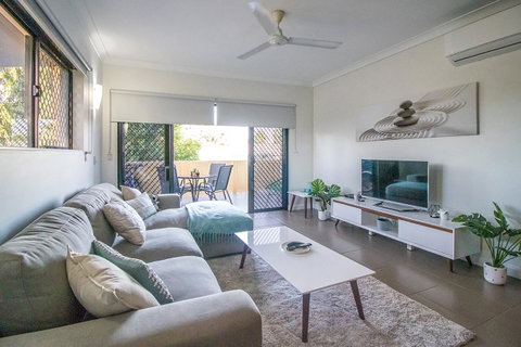 ZEN QUEST - The NOMADS PAD Near Nightcliff Markets & Sunset Foreshore - Whitsundays Accommodation 2