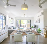 ZEN QUARTERS - The NOMADS PAD Near Nightcliff Markets  Sunset Foreshore - Whitsundays Accommodation