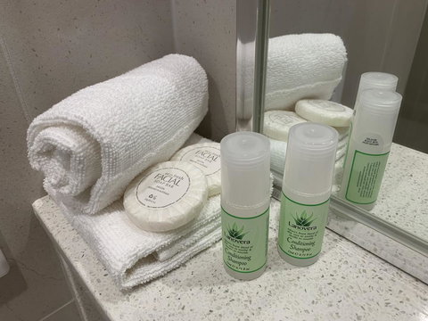 Winnellie Hotel Motel - Whitsundays Accommodation 2