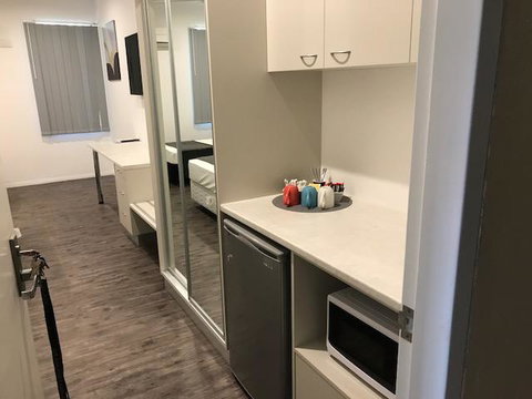 Winnellie Hotel Motel - Whitsundays Accommodation 8