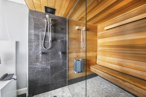 Canberra Rex Hotel - Whitsundays Accommodation 13