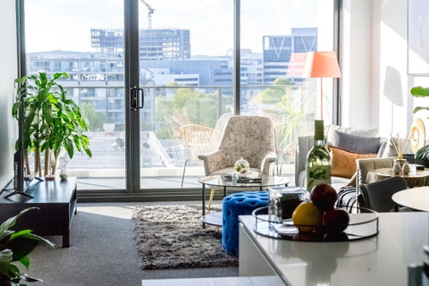 Highgate Executive Apartment City Walk Canberra - Whitsundays Accommodation 14