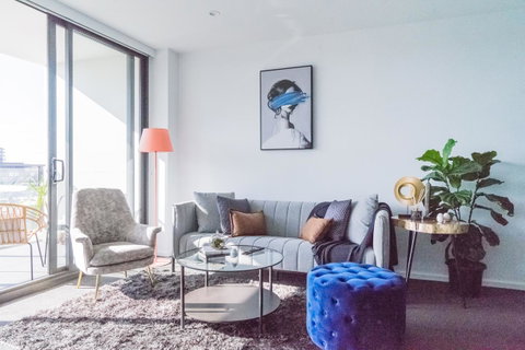 Highgate Executive Apartment City Walk Canberra - Whitsundays Accommodation 1