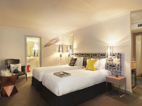 QT Canberra - Whitsundays Accommodation 23