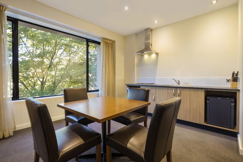 Crowne Plaza Canberra, An IHG Hotel - Whitsundays Accommodation 39