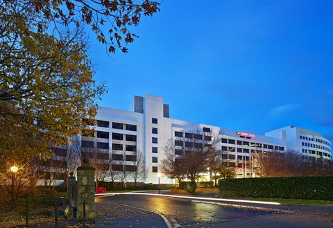 Crowne Plaza Canberra, An IHG Hotel - Whitsundays Accommodation 1