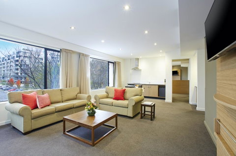 Crowne Plaza Canberra, An IHG Hotel - Whitsundays Accommodation 11