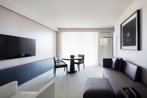 Hotel Realm - Whitsundays Accommodation 10