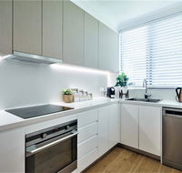 Bondi Beach Oasis-Car ParkPoolAir Con - Whitsundays Accommodation
