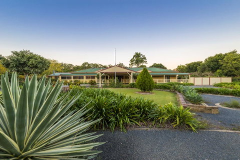 Bonville Lodge Bed & Breakfast - Whitsundays Accommodation 0