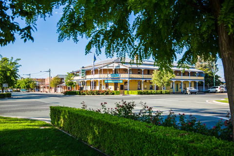 Boorowa Hotel - Whitsundays Accommodation 0