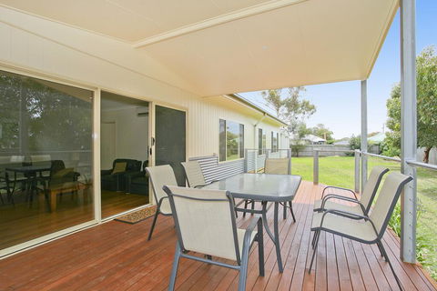Boston Beach House 46 - Whitsundays Accommodation 2
