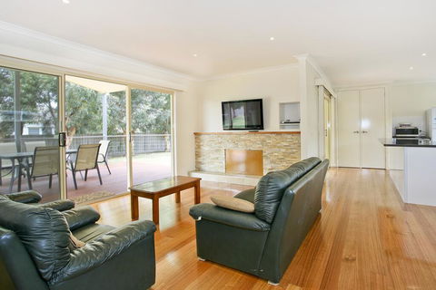 Boston Beach House 46 - Whitsundays Accommodation 1