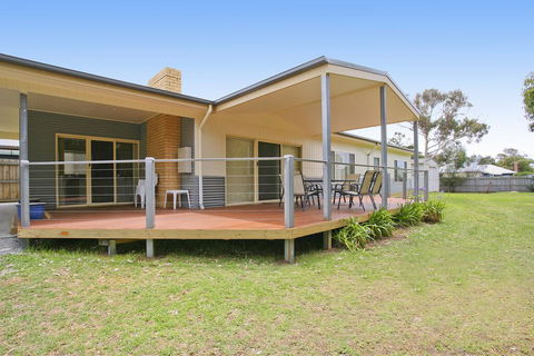 Boston Beach House 46 - Whitsundays Accommodation 0