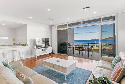 Boulder Bay Rd 2/2 - Fingal Bay - Whitsundays Accommodation 0