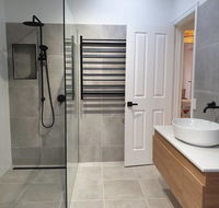 Boutique Beach House in the HEART of St. Kilda - Whitsundays Accommodation