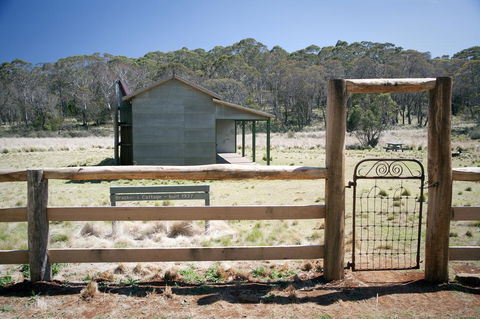 Brackens Hut - Whitsundays Accommodation 2