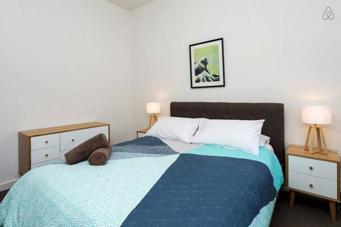 Bradman Modern Style A Walk To MCG, Swan St, CBD - Whitsundays Accommodation 1