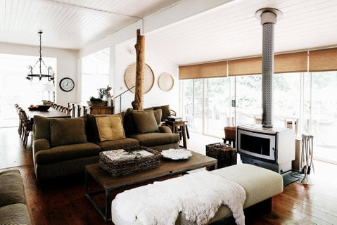 Braebrook - Stunning Farm House! - Whitsundays Accommodation 1