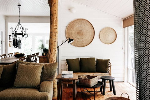 Braebrook - Stunning Farm House! - Whitsundays Accommodation 2