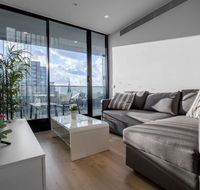 Brand New APT with Sea Views in Heart of St Kilda - Whitsundays Accommodation