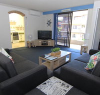 Breakers 10 - Main Beach Location - Whitsundays Accommodation