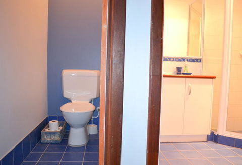 Bremer Riverfront Views To The Sea - Whitsundays Accommodation 2