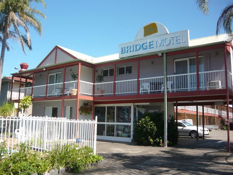 Bridge Motel - Whitsundays Accommodation 0