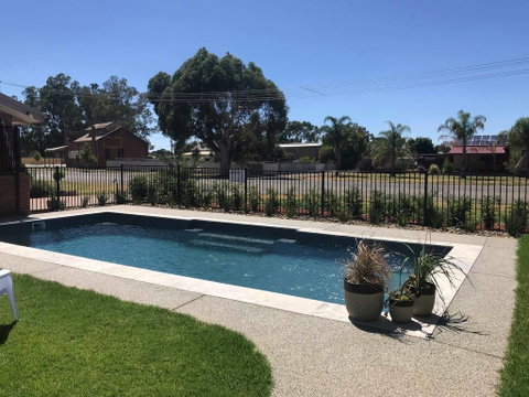 Bridge Motor Inn Tocumwal - Whitsundays Accommodation 2