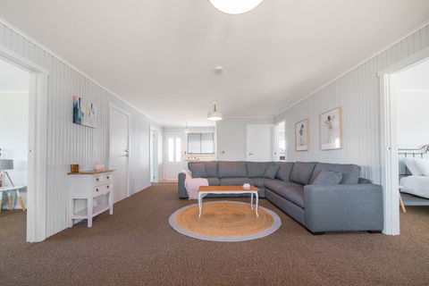 Bridport Holiday House - Whitsundays Accommodation 0
