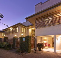 Brisbane Street Studios - Whitsundays Accommodation