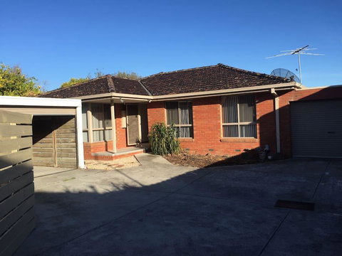 Budget Clayton Homestay - Whitsundays Accommodation 1