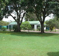 Bungadoo Country Cottage - Whitsundays Accommodation