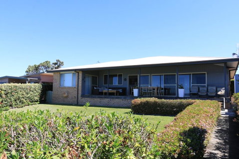 Bunkys By The Sea Holiday House - Whitsundays Accommodation 3