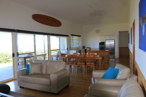 Bunkys By The Sea Holiday House - Whitsundays Accommodation 2