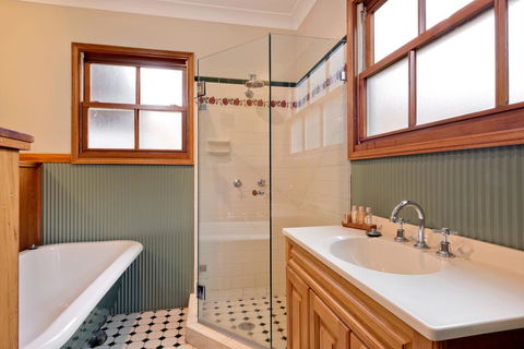 Bunyip Cottage - Whitsundays Accommodation 1