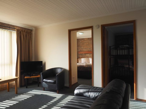 Burnie Ocean View Motel And Caravan Park - Whitsundays Accommodation 2