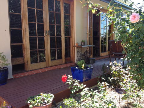 By The Bay - Whitsundays Accommodation 0