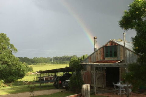 BYRON BAY'S HISTORIC BARNSTAY! - Whitsundays Accommodation 1