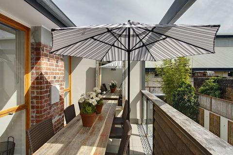 Byron Butter Factory Apartments - Whitsundays Accommodation 0