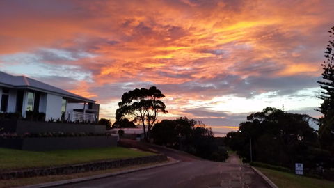 C'est La Vie - Whitsundays Accommodation 0