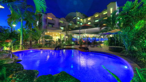 Cairns Sheridan Hotel - Whitsundays Accommodation 0