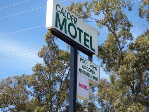 Calder Family Motel - Whitsundays Accommodation 0