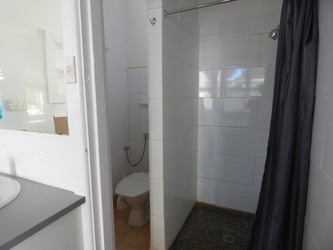 Calder Family Motel - Whitsundays Accommodation 1