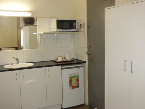 Calder Family Motel - Whitsundays Accommodation 2