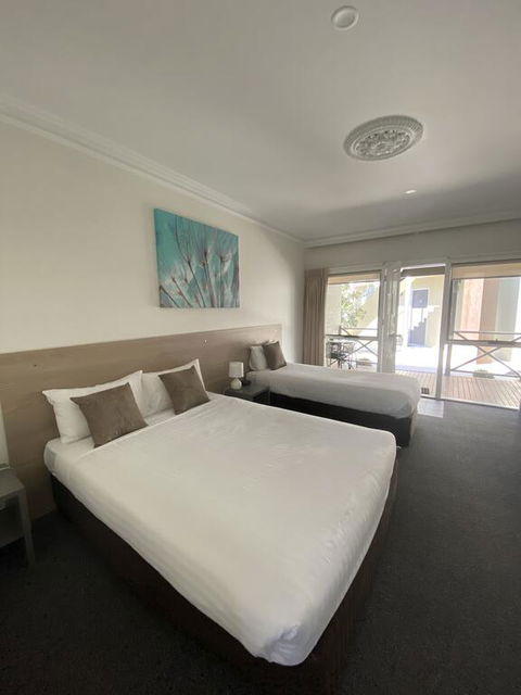 Campaspe Lodge - Whitsundays Accommodation 2