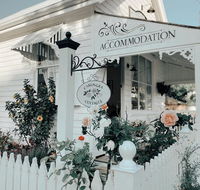 Canungra Cottages - Boutique Bed and Breakfast - Whitsundays Accommodation