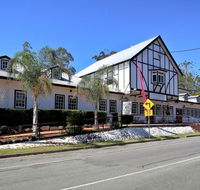 Canungra Hotel - Whitsundays Accommodation