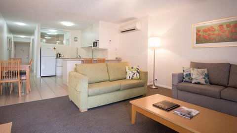 Capri Waters Country Club - Whitsundays Accommodation 1